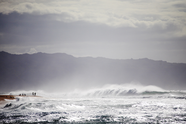 bigwave-2.jpg