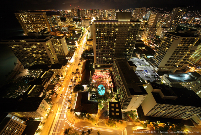 night-waikiki-1.jpg